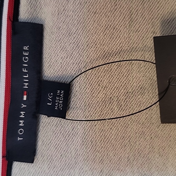 Tommy Hilfelger hoodie - Picture 4 of 4